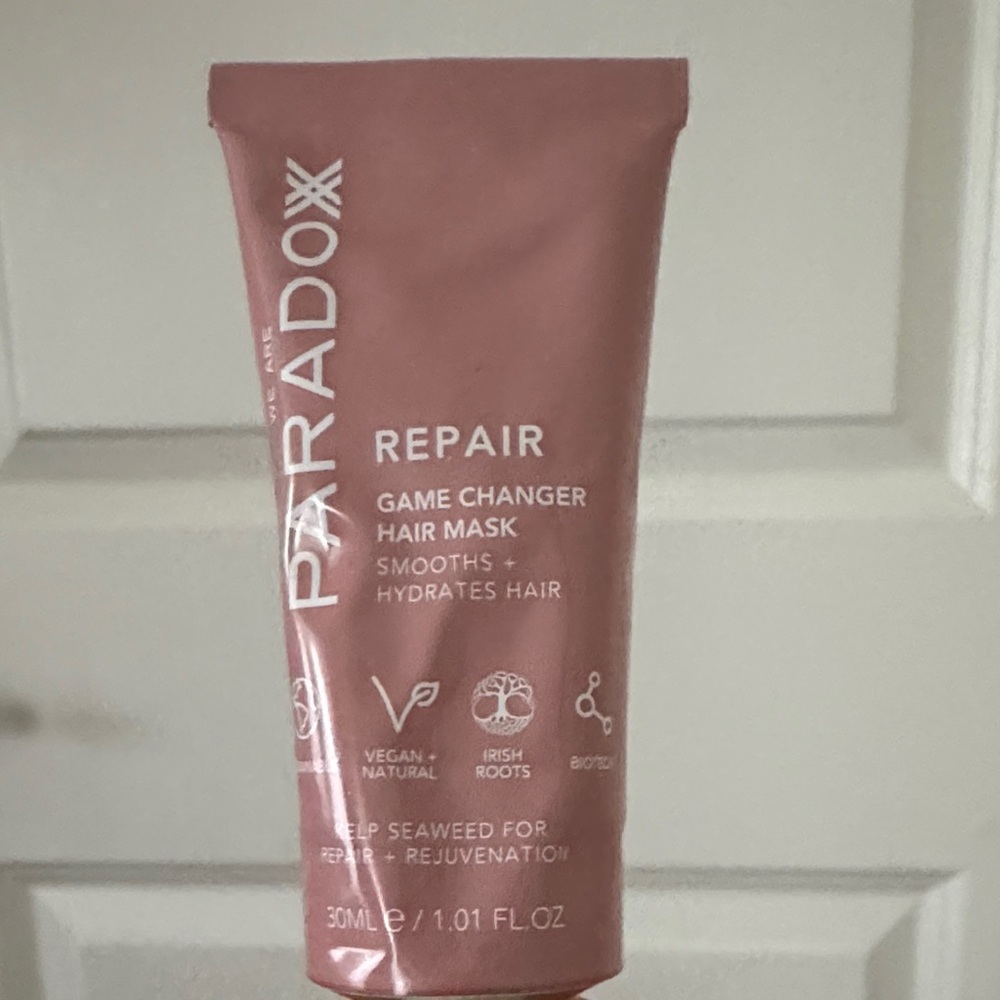 Paradox Repair Hair Mask in Soft Pink
